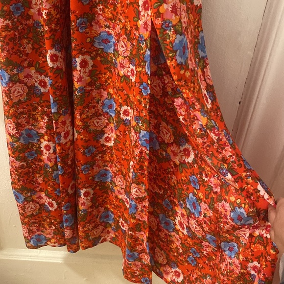 NWOT WAYF Red Floral Maxi Dress - Picture 8 of 10